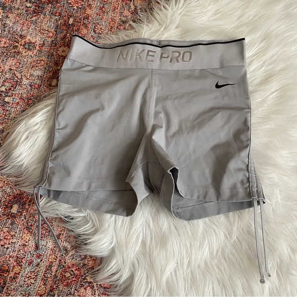 Nike Pro - Picture 4 of 4